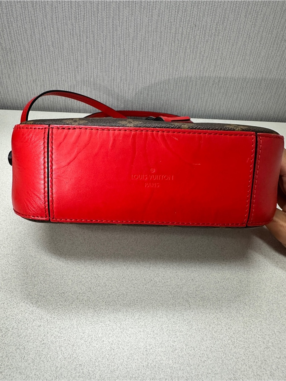 Authentic Louis Vuitton LV Saintonge Monogram Crossbody Handbag - Incl Dustbag - Picture 8 of 15